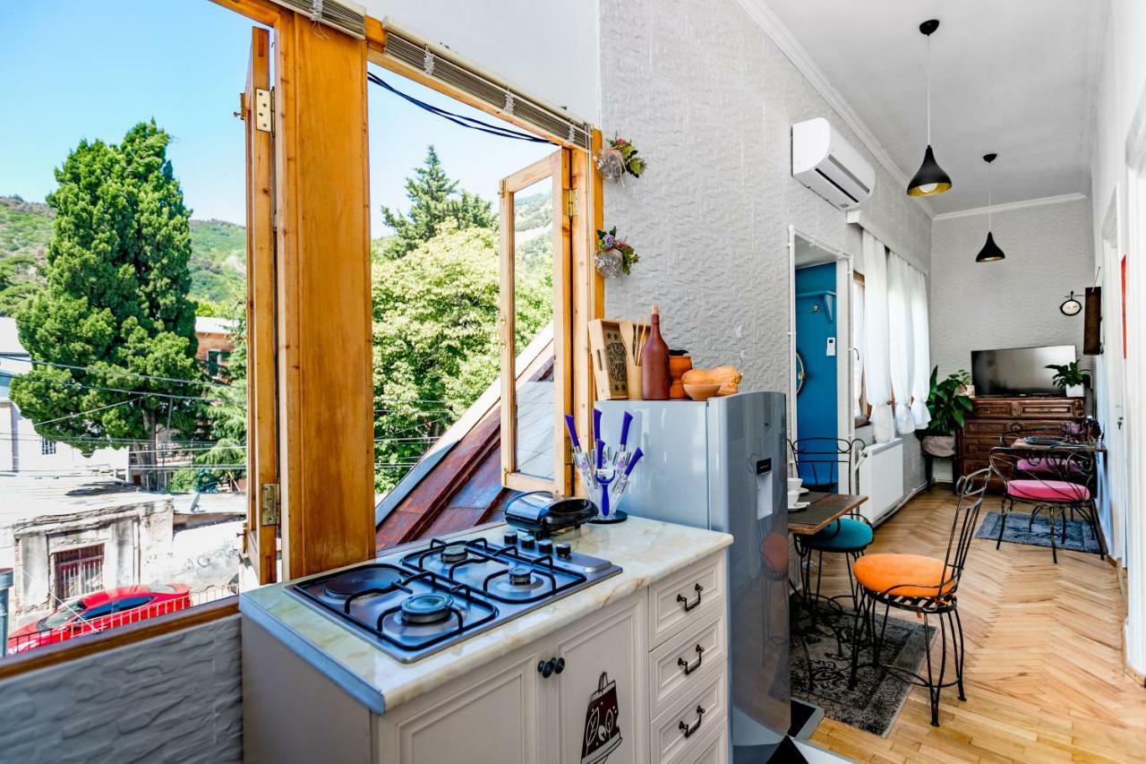 Sololaki 18 Apartment Tbilisi Exterior photo